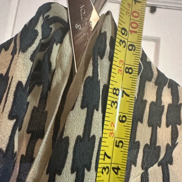 Scarf - Picture 4 of 8